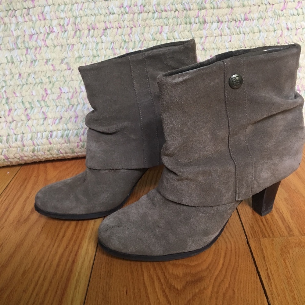 Mushroom colored cuffed suede booties